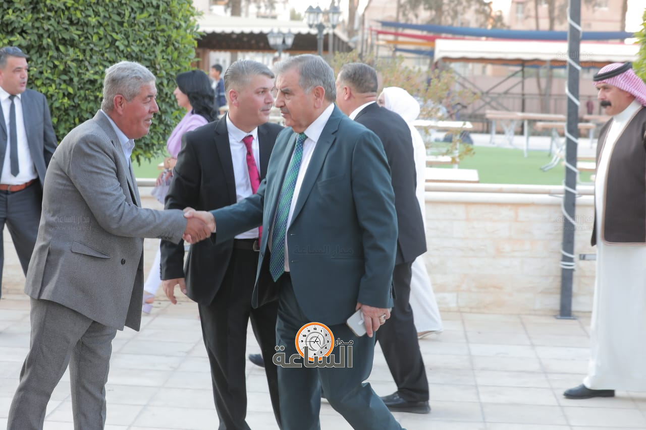 Madar Al-Saa Images 0.9359013683876687