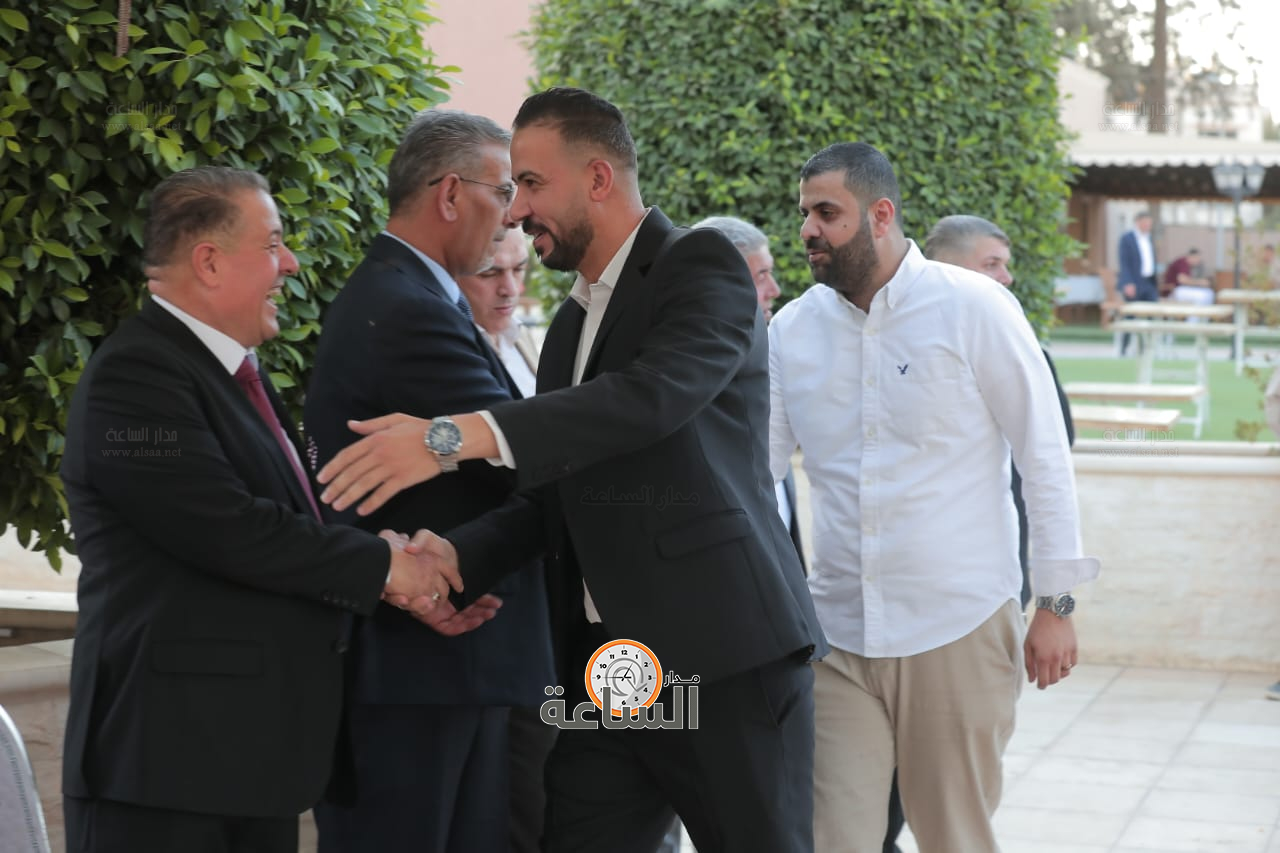 Madar Al-Saa Images 0.8785434825464236