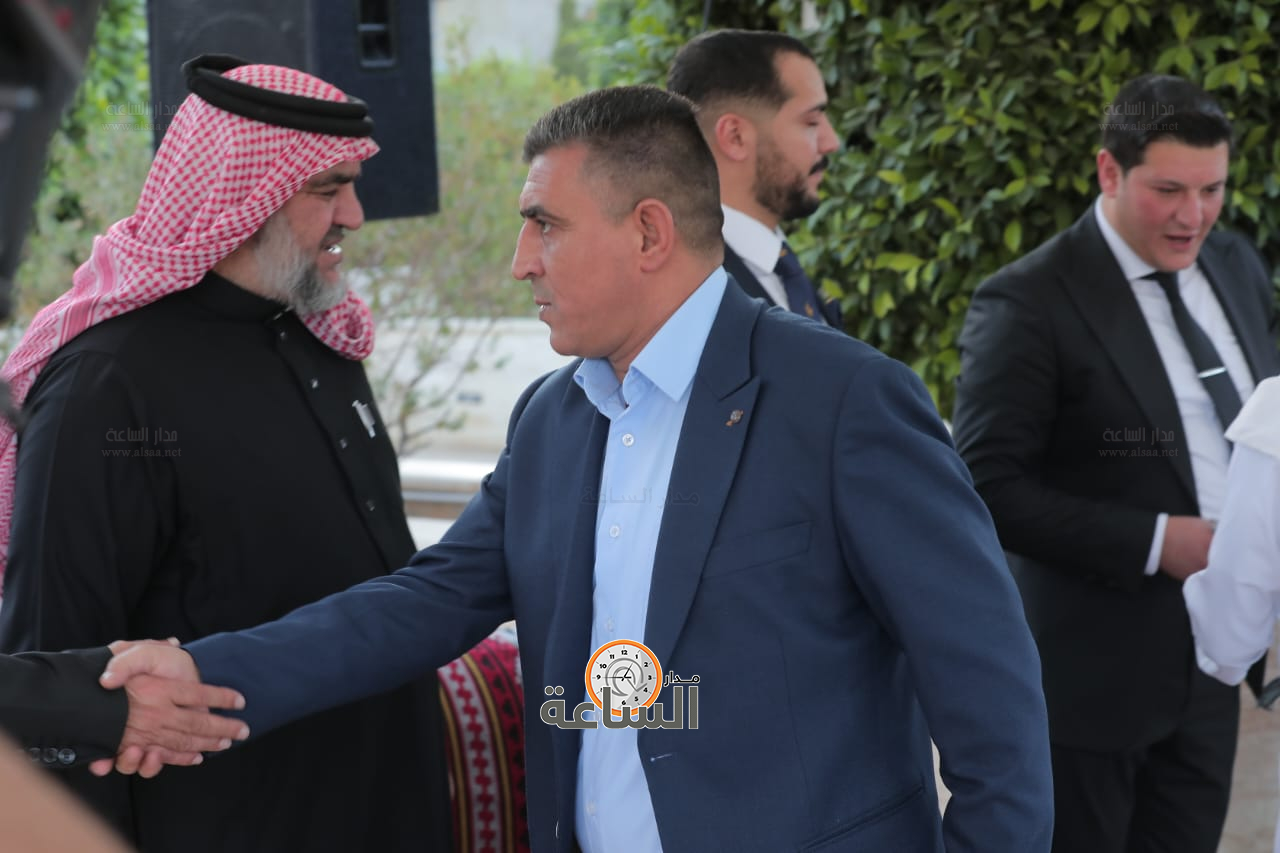 Madar Al-Saa Images 0.4891217273725118