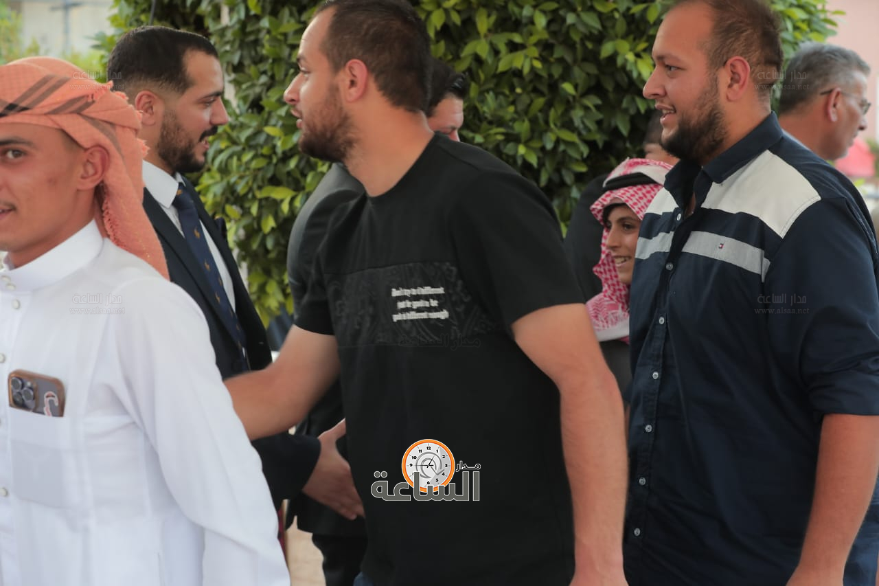 Madar Al-Saa Images 0.7795048072283374