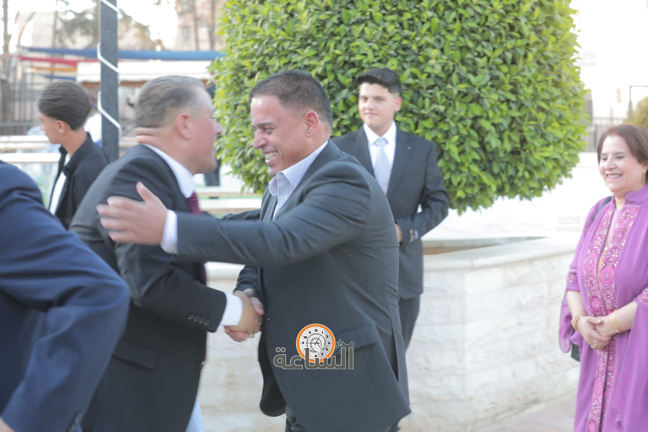 Madar Al-Saa Images 0.12861573057500797