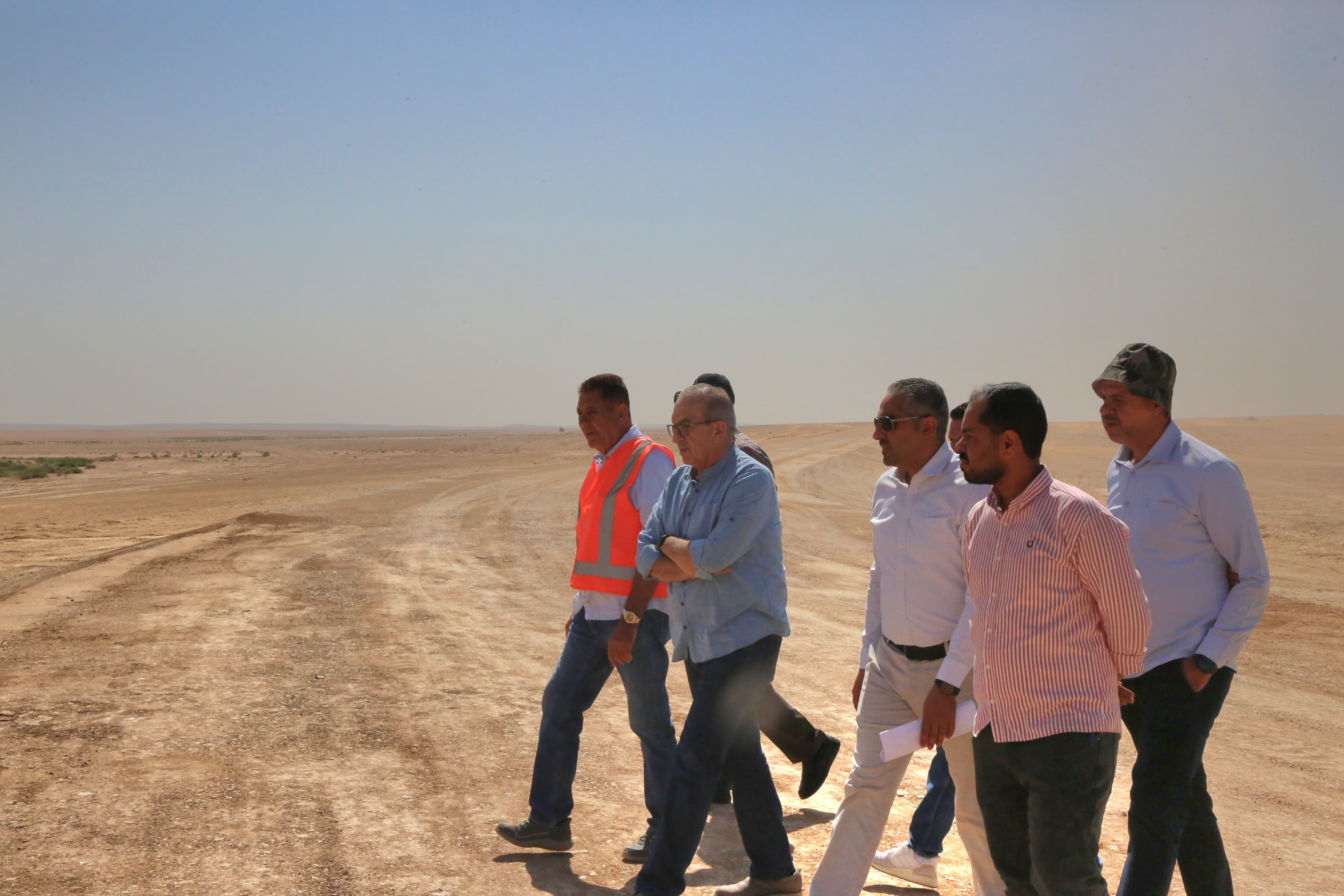 Madar Al-Saa Images 0.7073803024372576