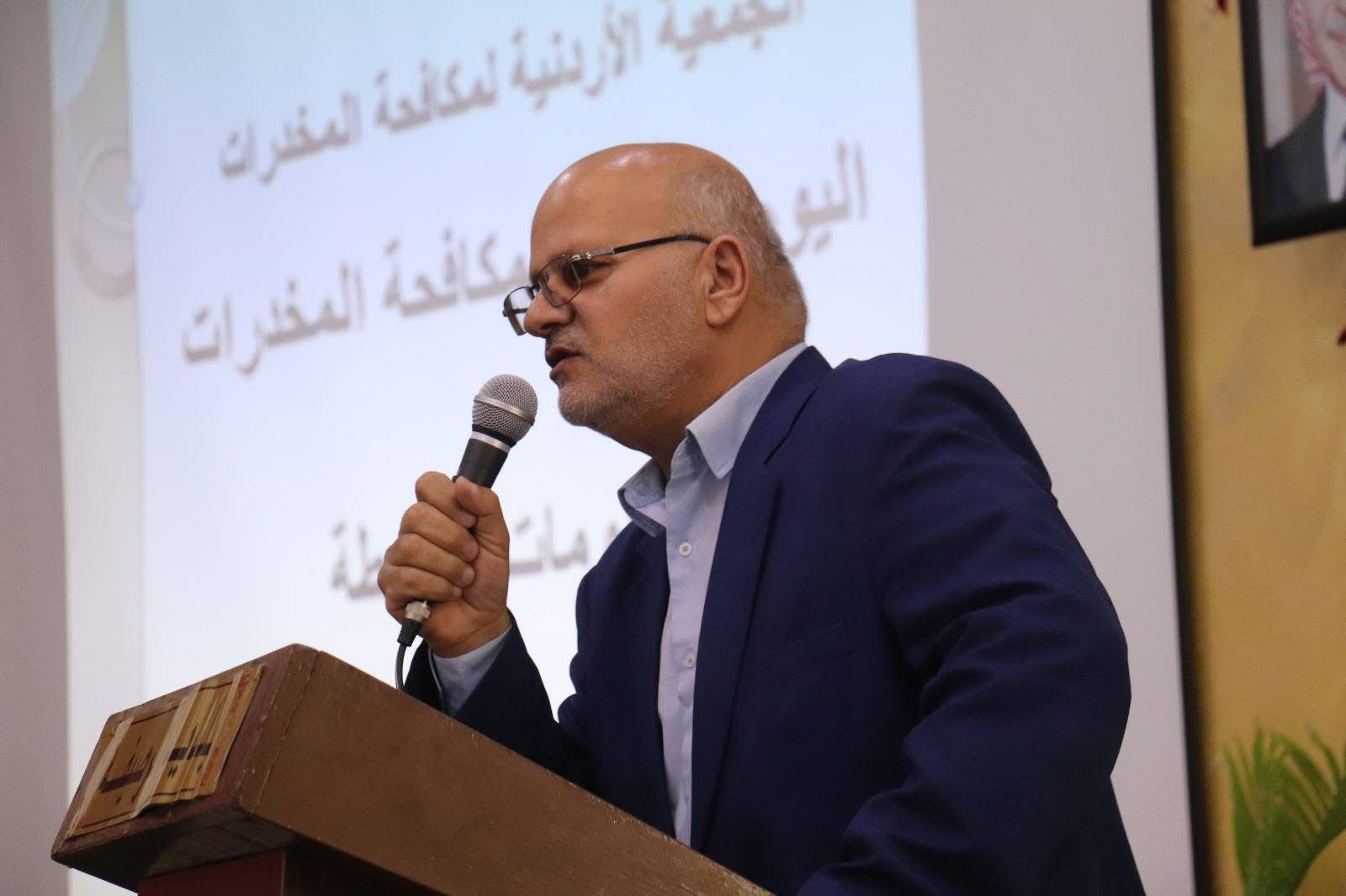 Madar Al-Saa Images 0.8349996059565482