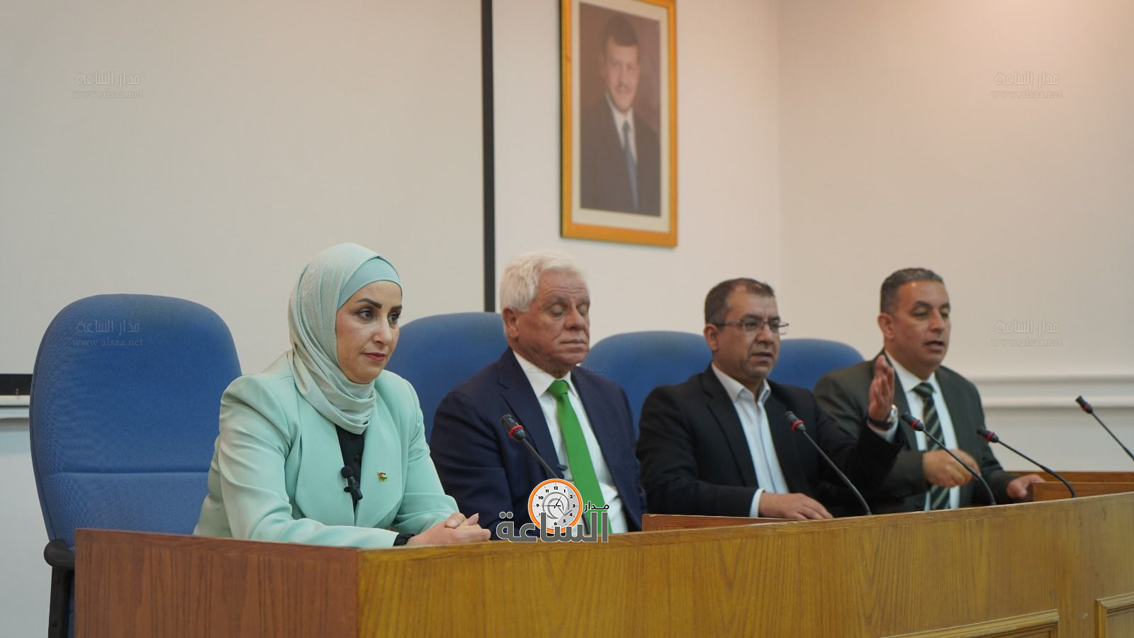 Madar Al-Saa Images 0.7350809278495317