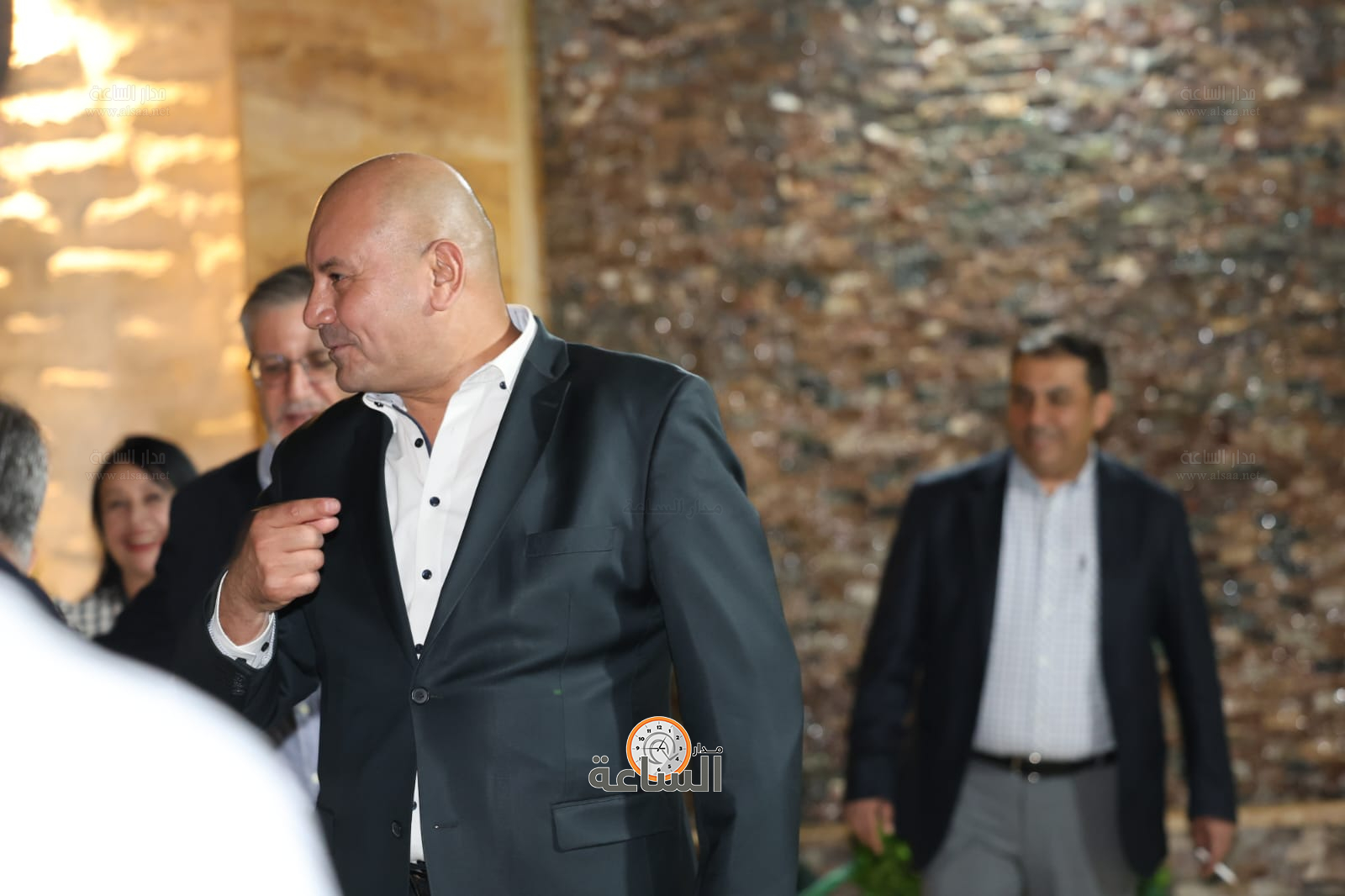 Madar Al-Saa Images 0.6858717493615761