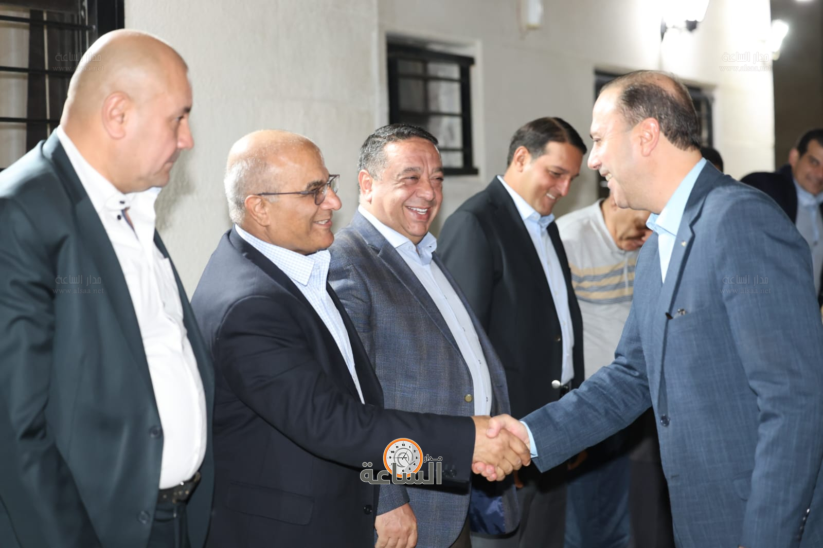 Madar Al-Saa Images 0.6666190595339254