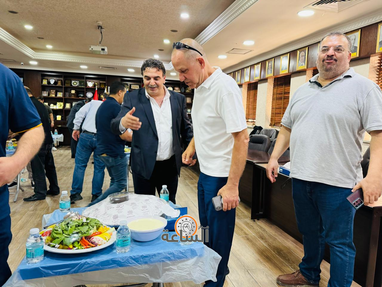 Madar Al-Saa Images 0.36798293748667177