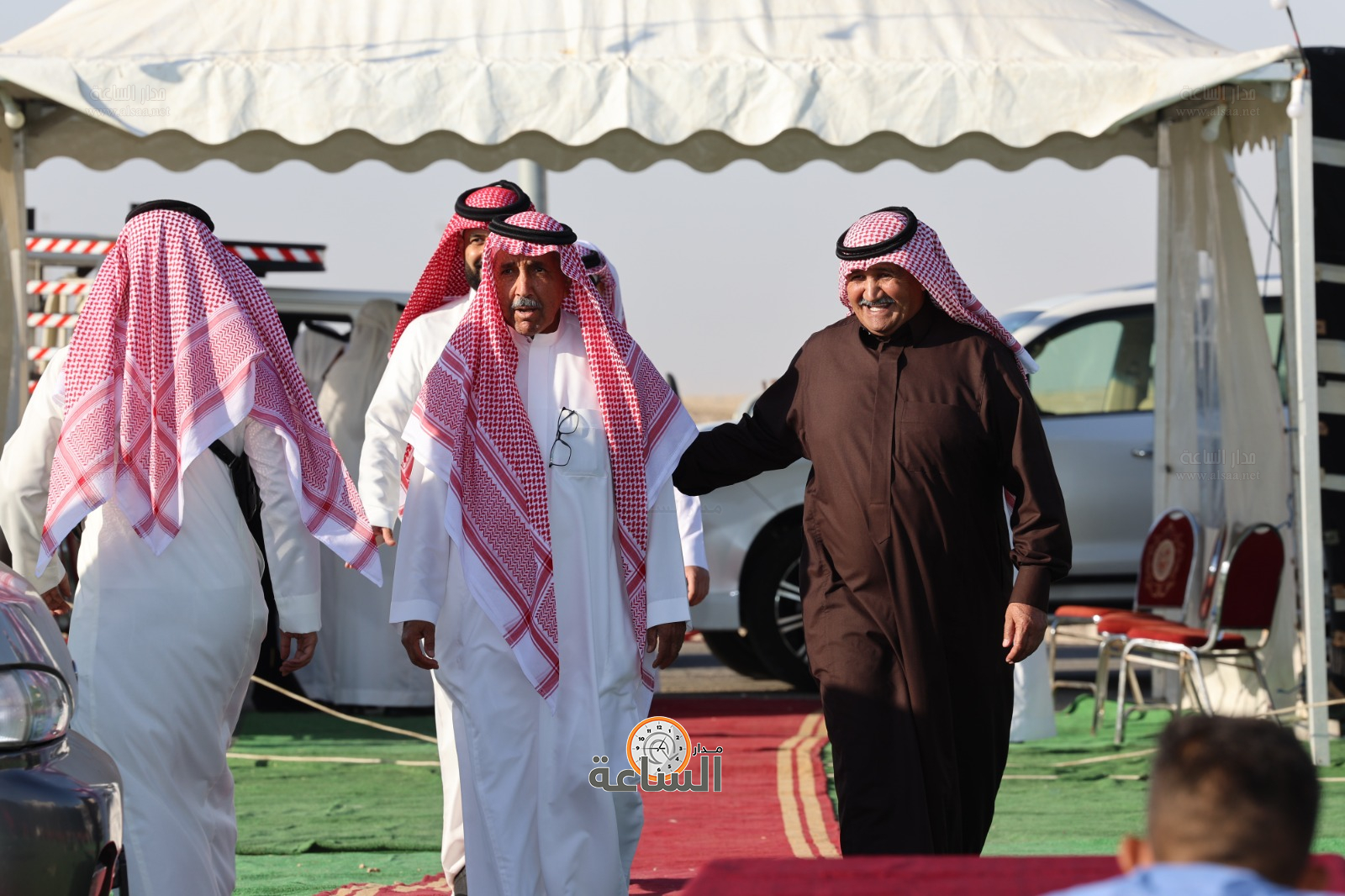 Madar Al-Saa Images 0.4141063626684841