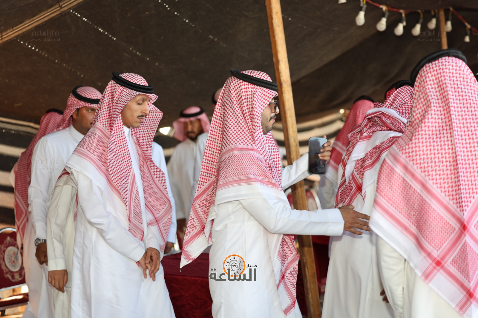 Madar Al-Saa Images 0.6308232588219557