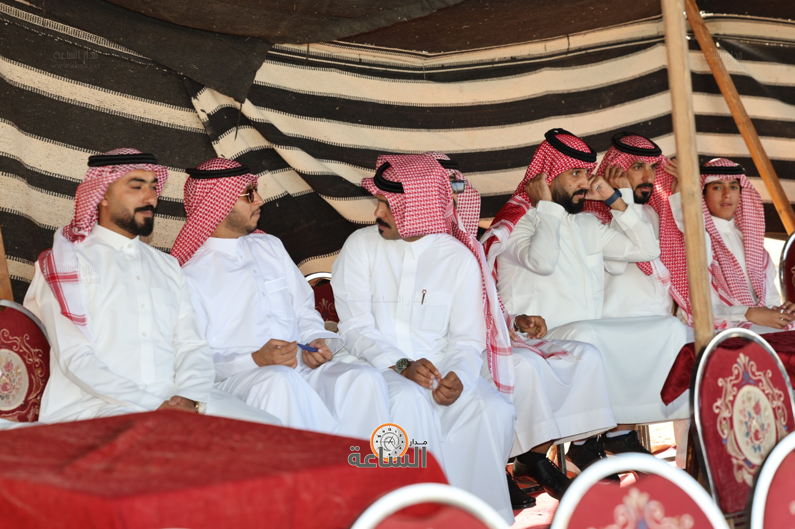 Madar Al-Saa Images 0.8314315376309157