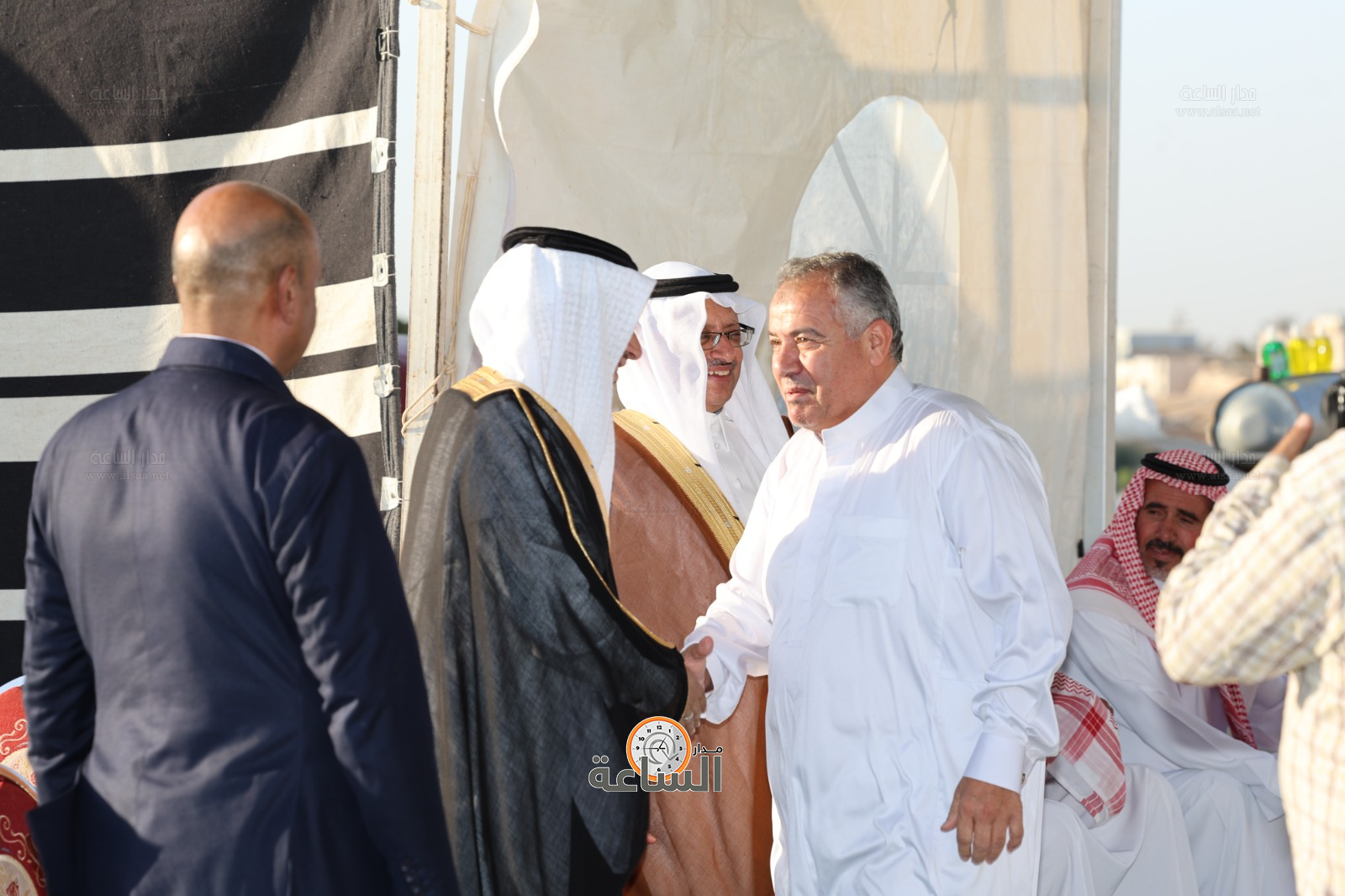 Madar Al-Saa Images 0.6245459142265326