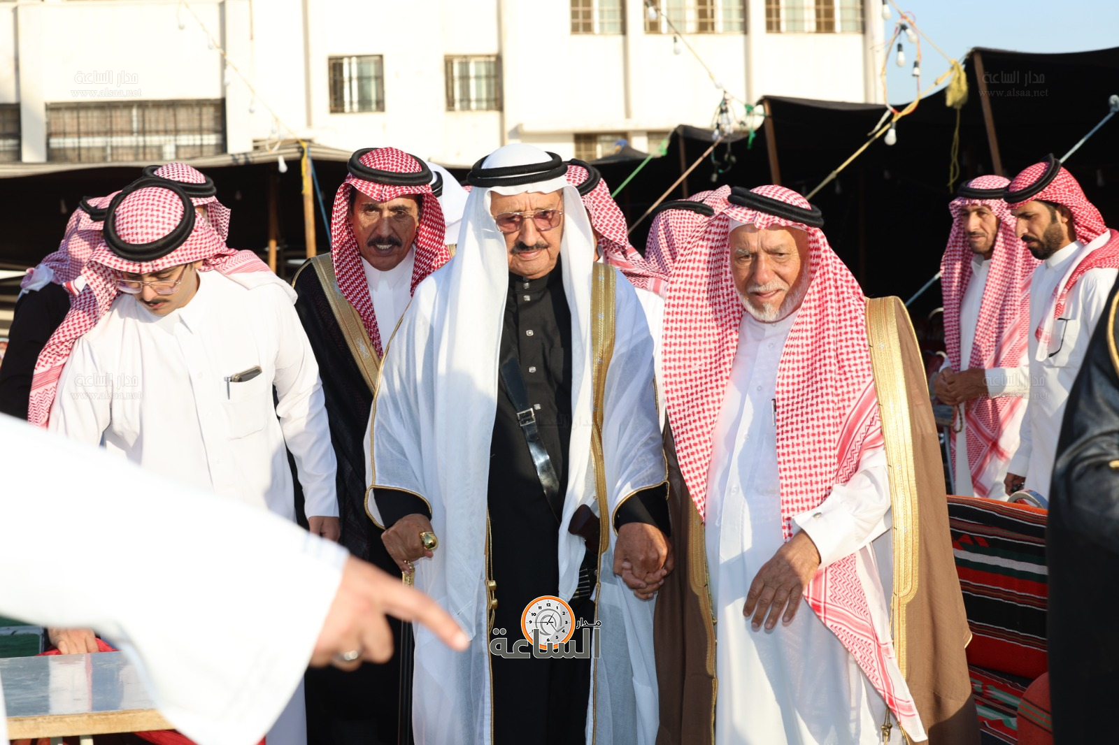 Madar Al-Saa Images 0.43537210731550724