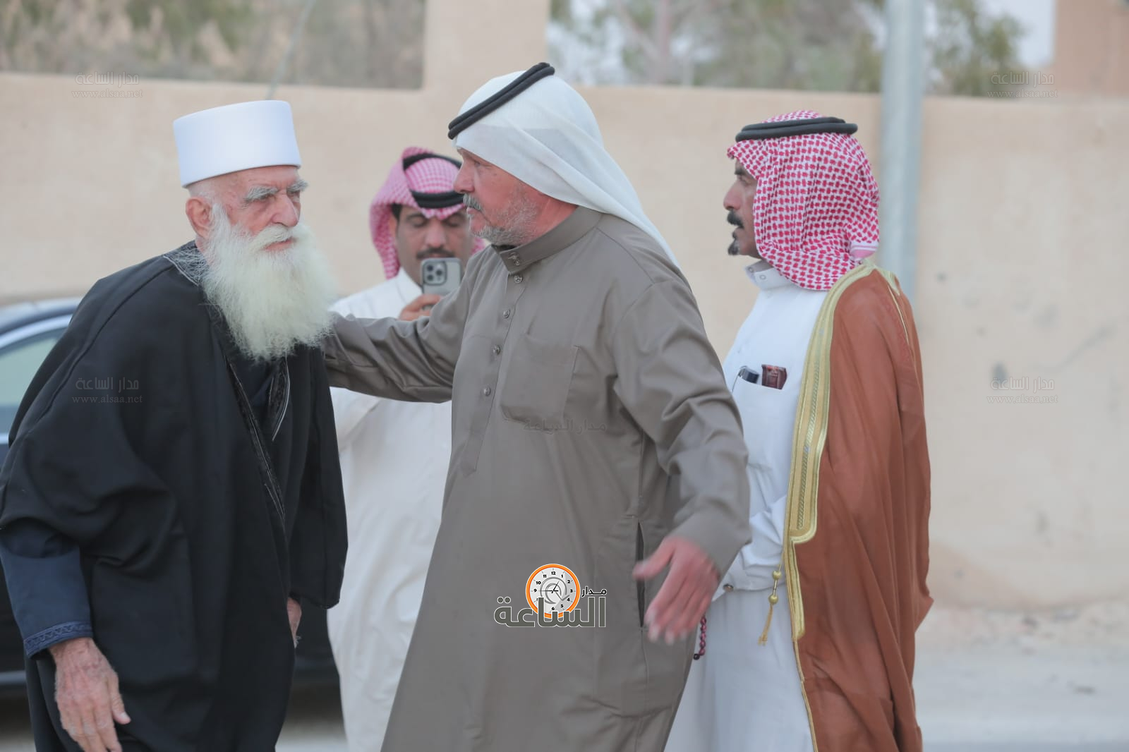 Madar Al-Saa Images 0.6840352884964276