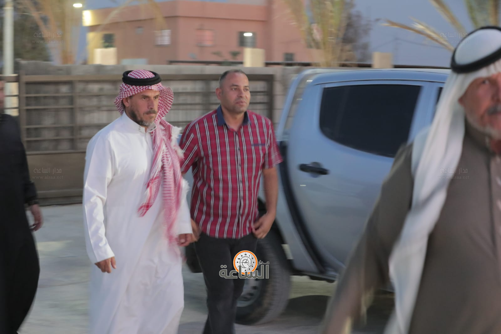 Madar Al-Saa Images 0.48935451831342935