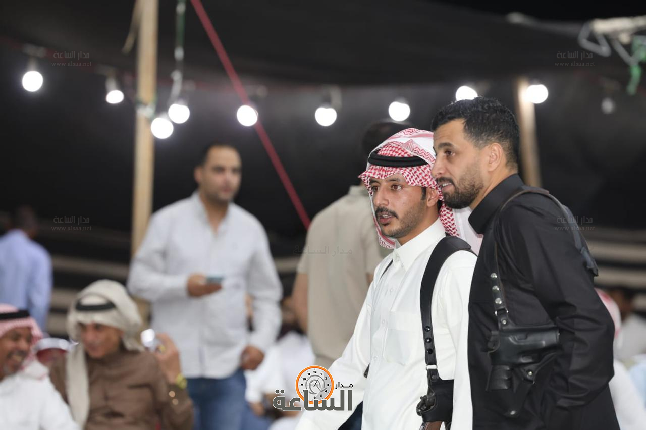 Madar Al-Saa Images 0.024020118793464884