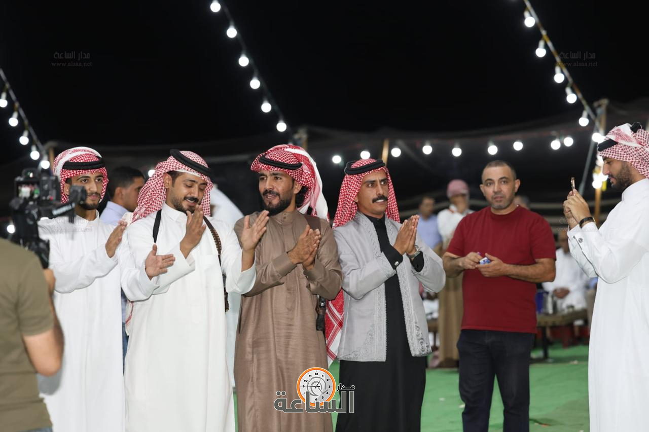 Madar Al-Saa Images 0.1451333651539427