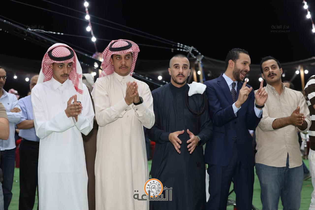 Madar Al-Saa Images 0.43229981013962726