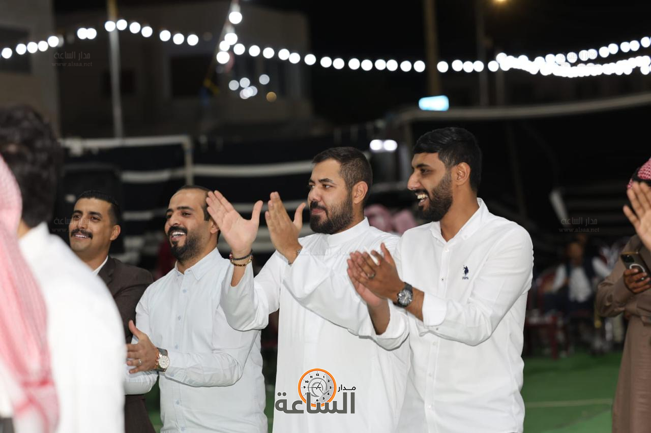 Madar Al-Saa Images 0.7574362140275104