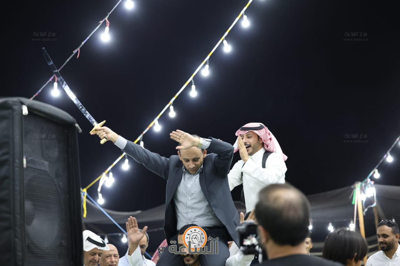 Madar Al-Saa Images 0.08701174263191247