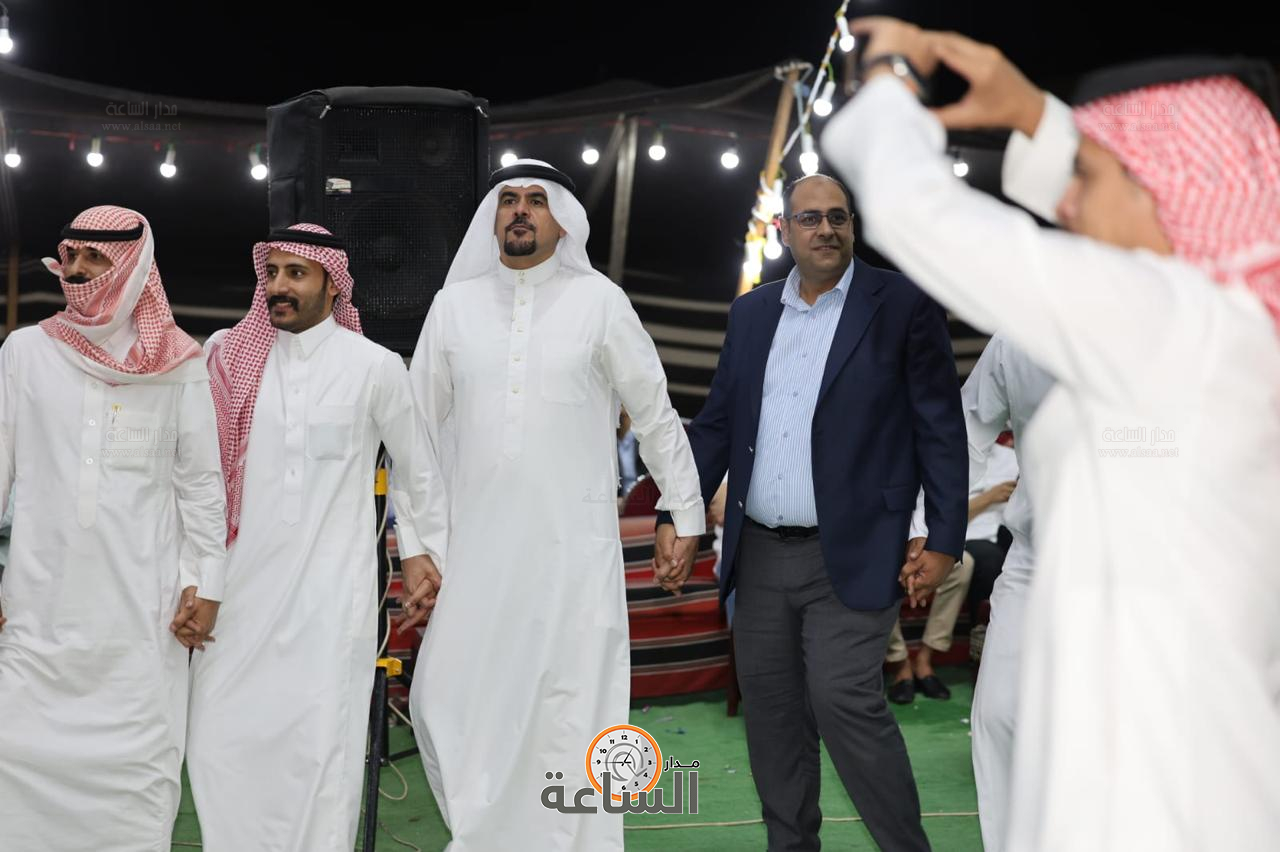 Madar Al-Saa Images 0.36931077074113994