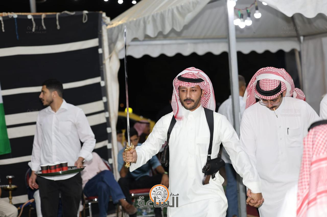 Madar Al-Saa Images 0.14042239737482287