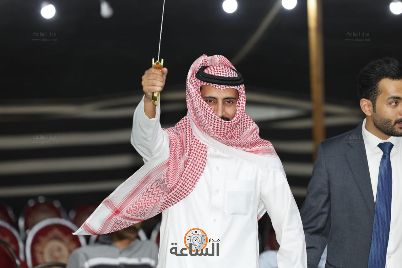 Madar Al-Saa Images 0.4287702831262502