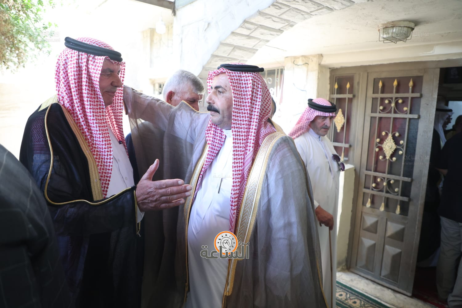 Madar Al-Saa Images 0.18242472111761754