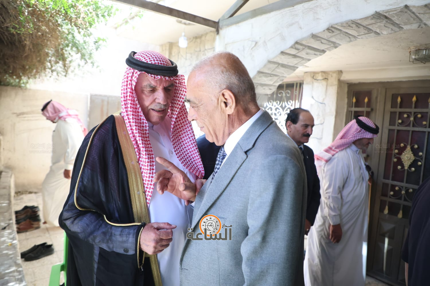 Madar Al-Saa Images 0.9965258990001474