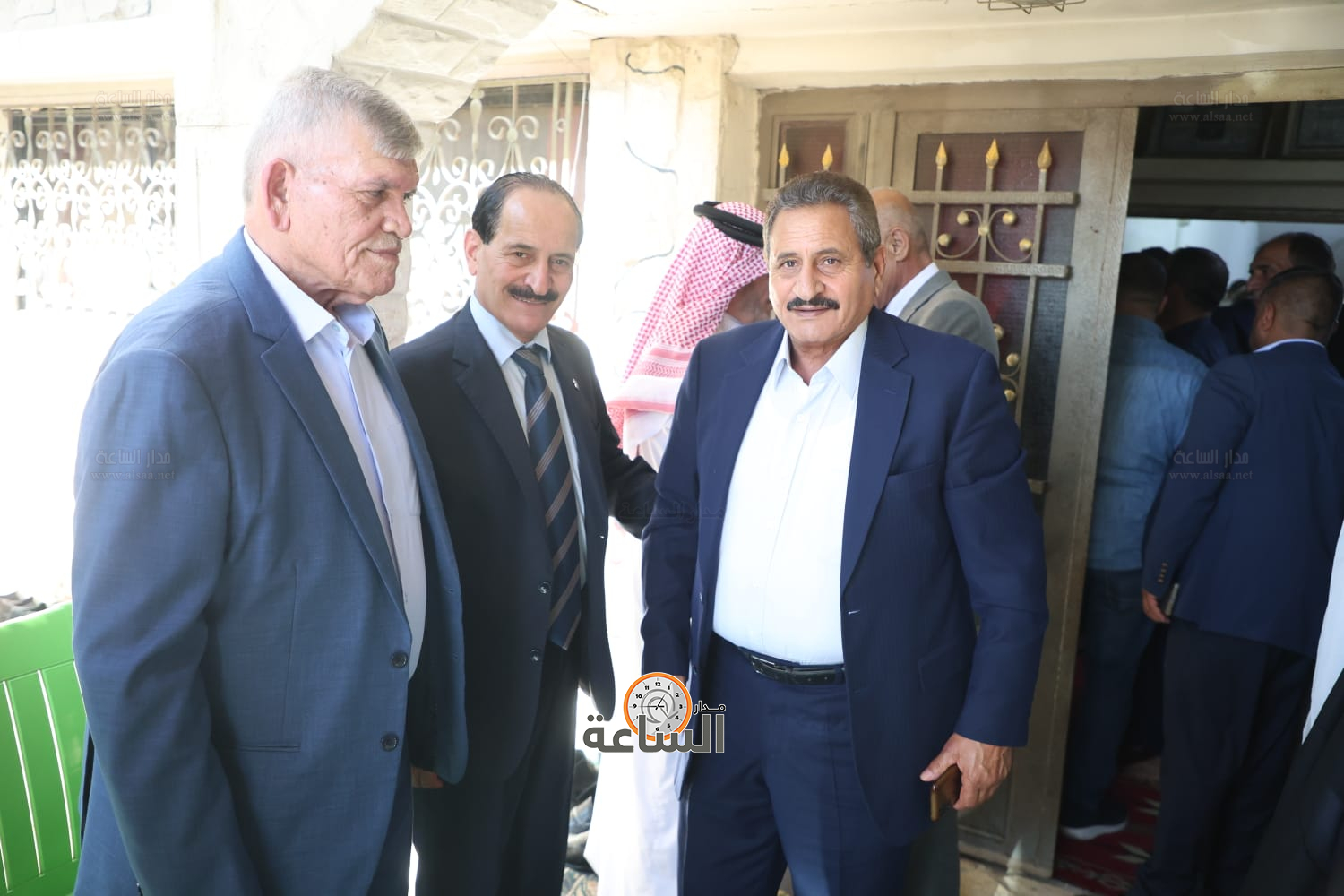 Madar Al-Saa Images 0.534472472382862