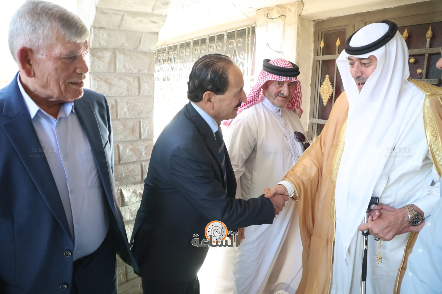 Madar Al-Saa Images 0.39343670127856367