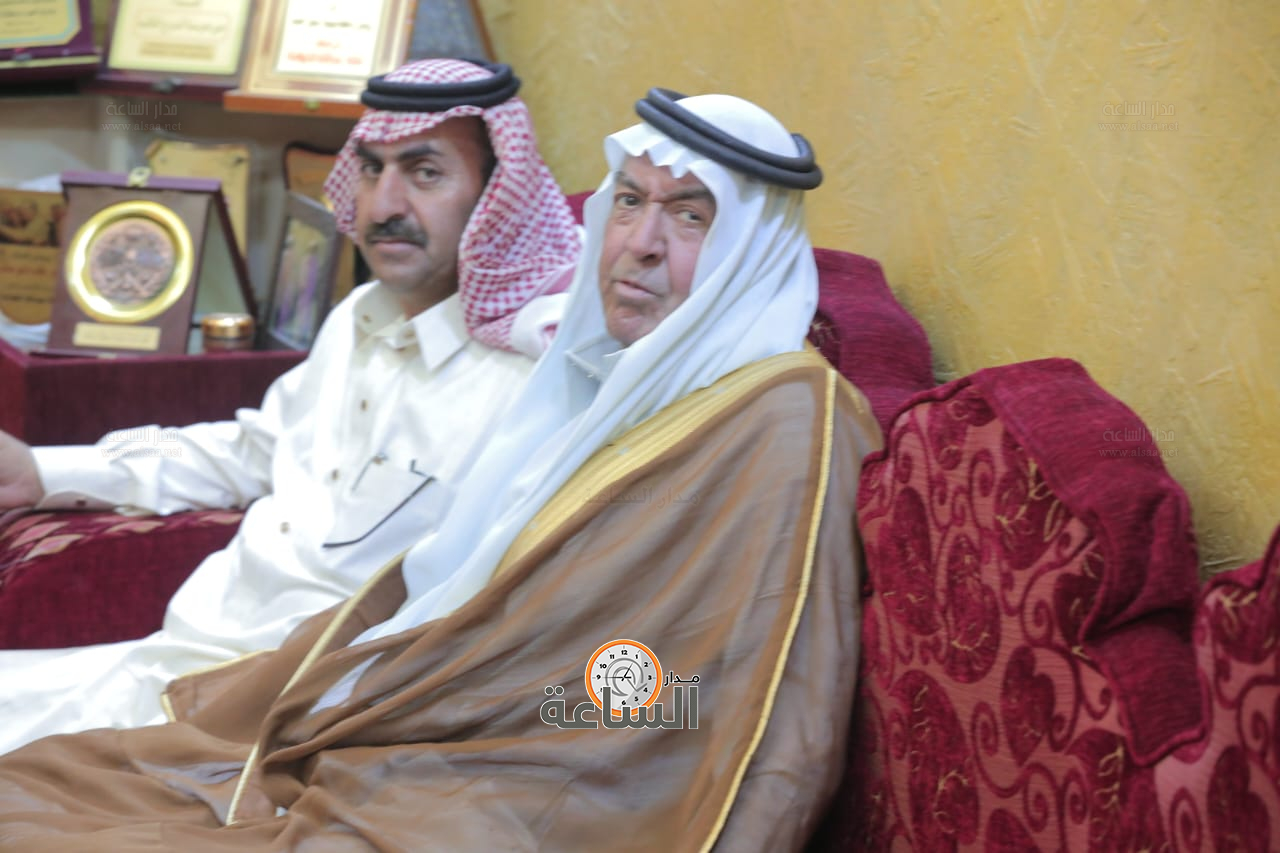 Madar Al-Saa Images 0.8978678466926722