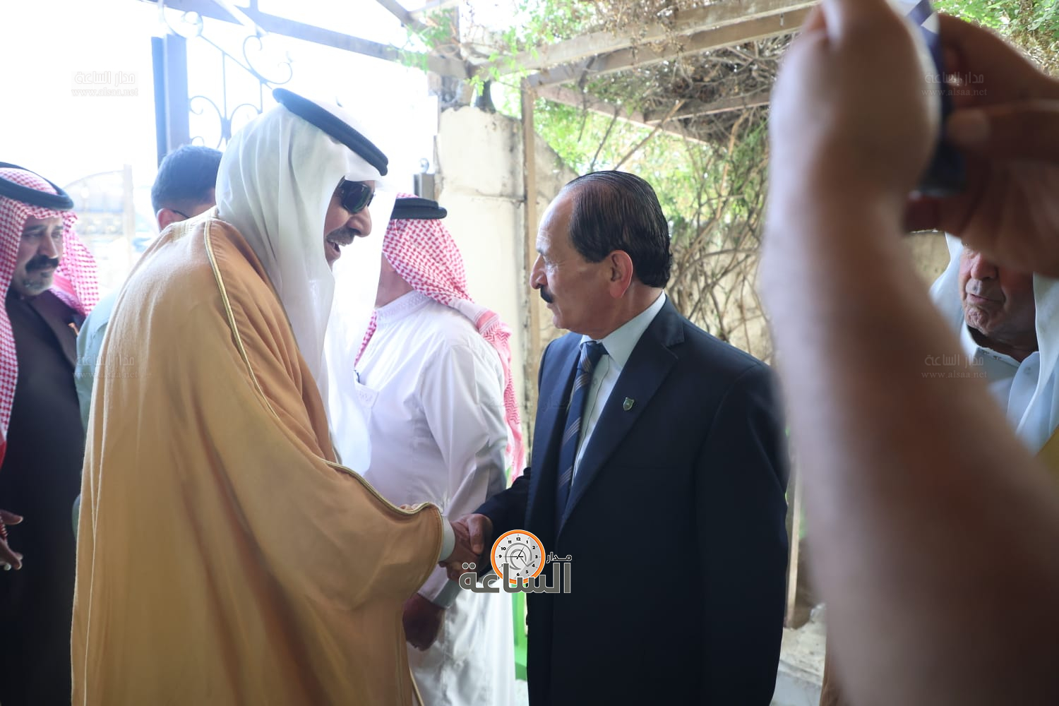 Madar Al-Saa Images 0.184690461219032