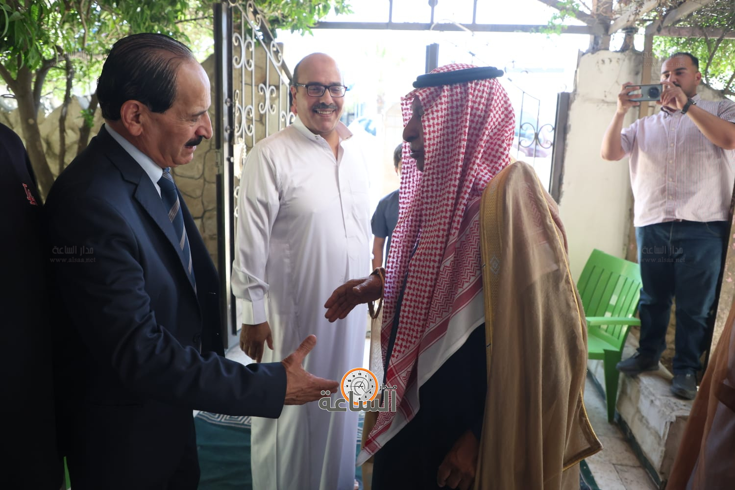 Madar Al-Saa Images 0.9280289257098118