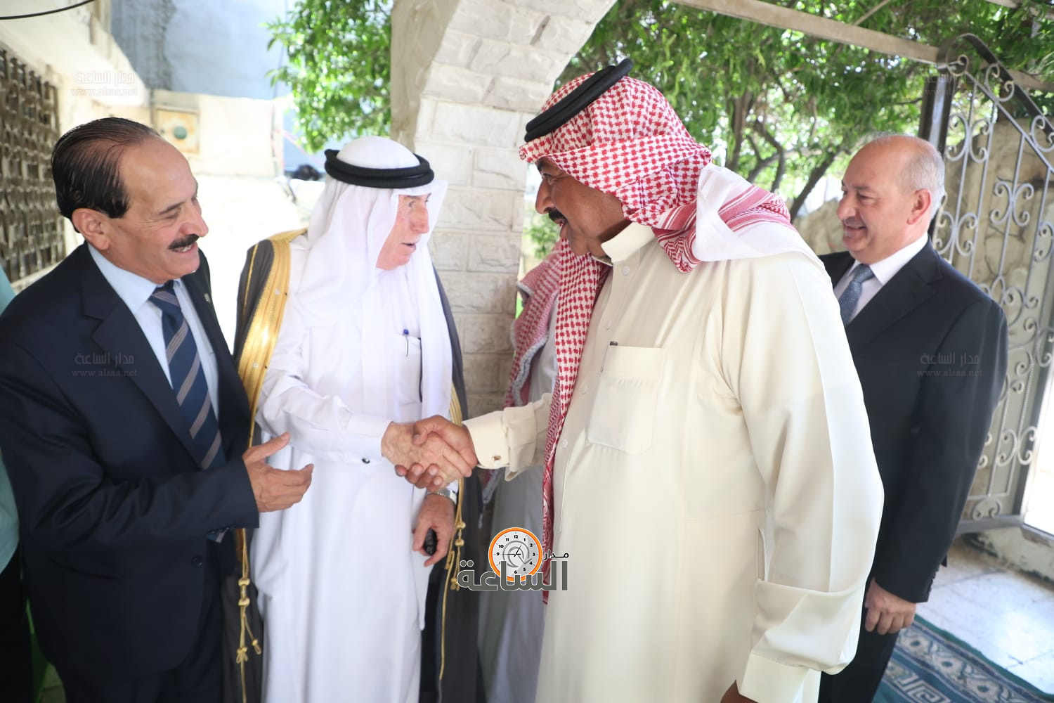 Madar Al-Saa Images 0.9234234260476667