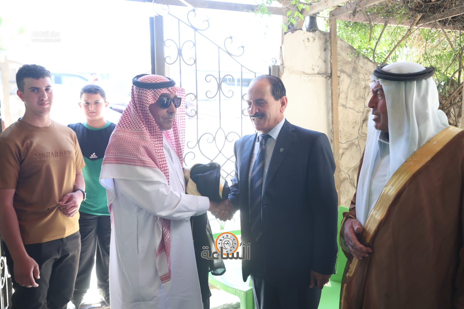 Madar Al-Saa Images 0.8102646439835464