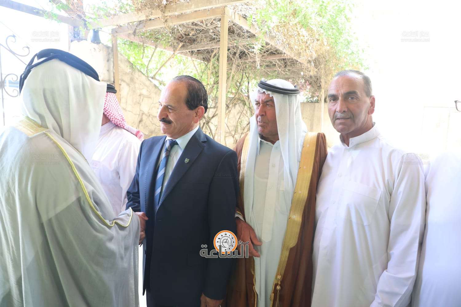 Madar Al-Saa Images 0.8841069890910115