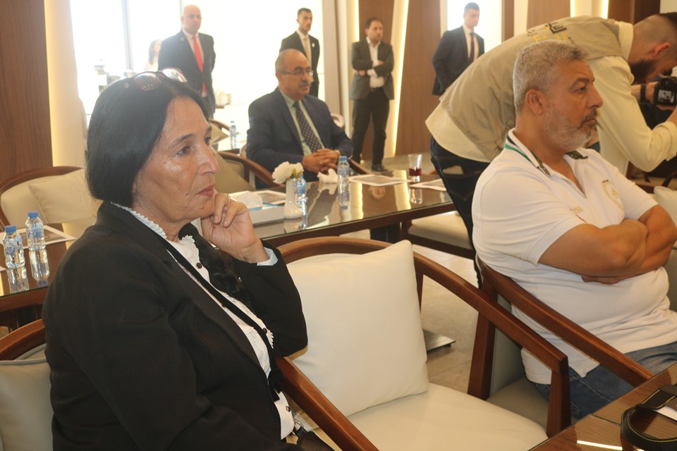 Madar Al-Saa Images 0.10631799678669929