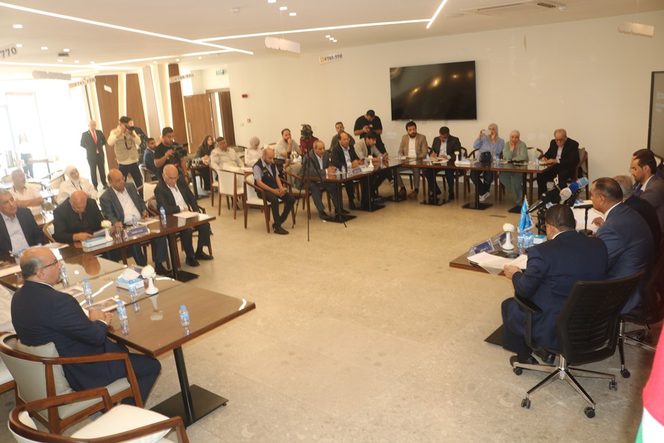 Madar Al-Saa Images 0.12288794543556913