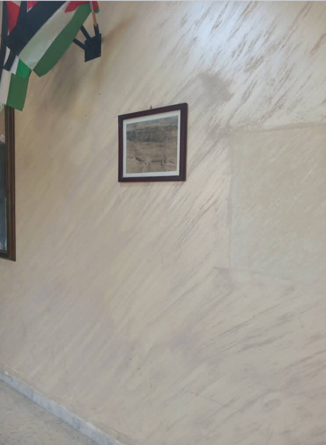 Madar Al-Saa Images 0.379702230283706