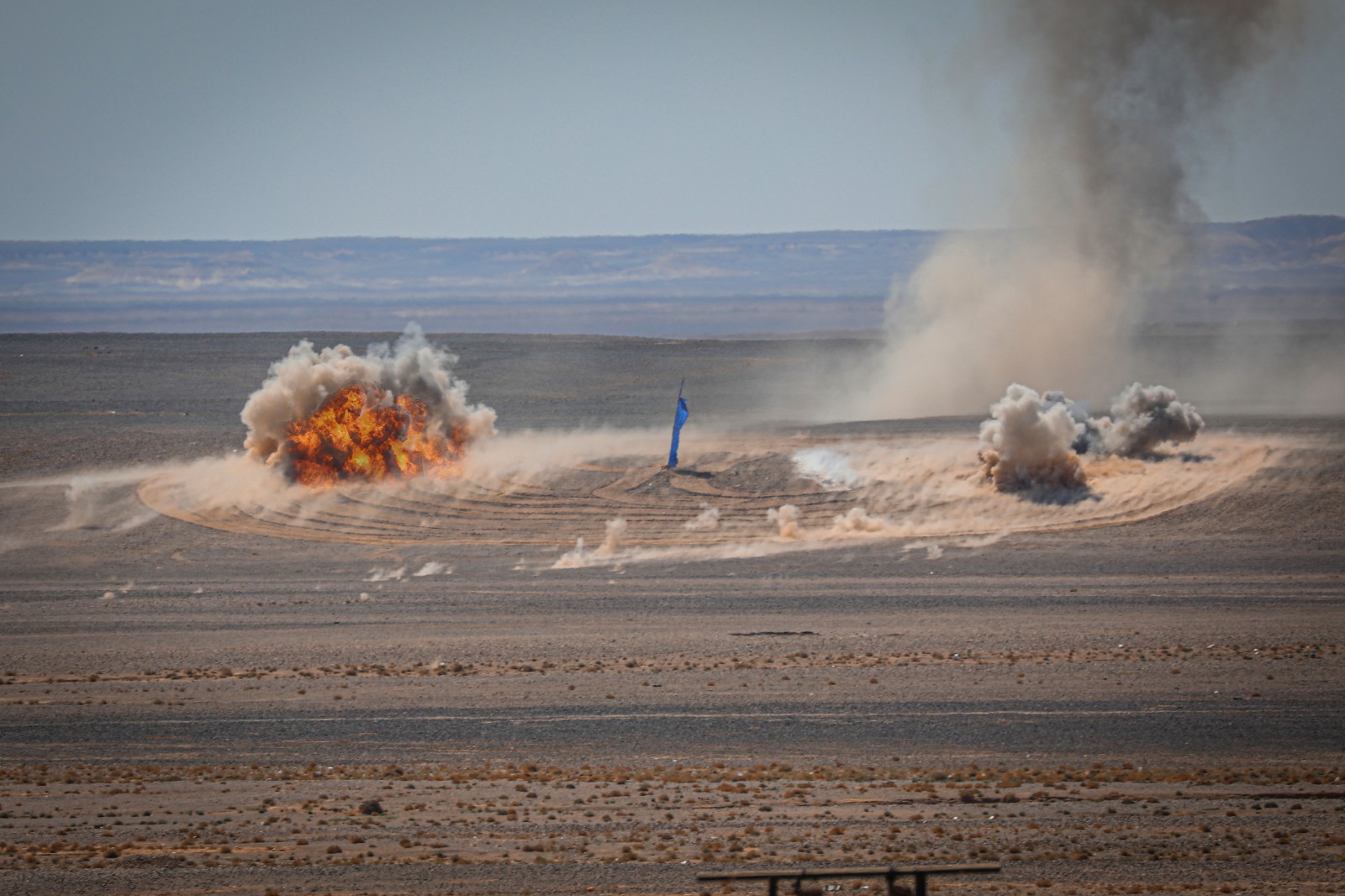 Madar Al-Saa Images 0.7669412717235672