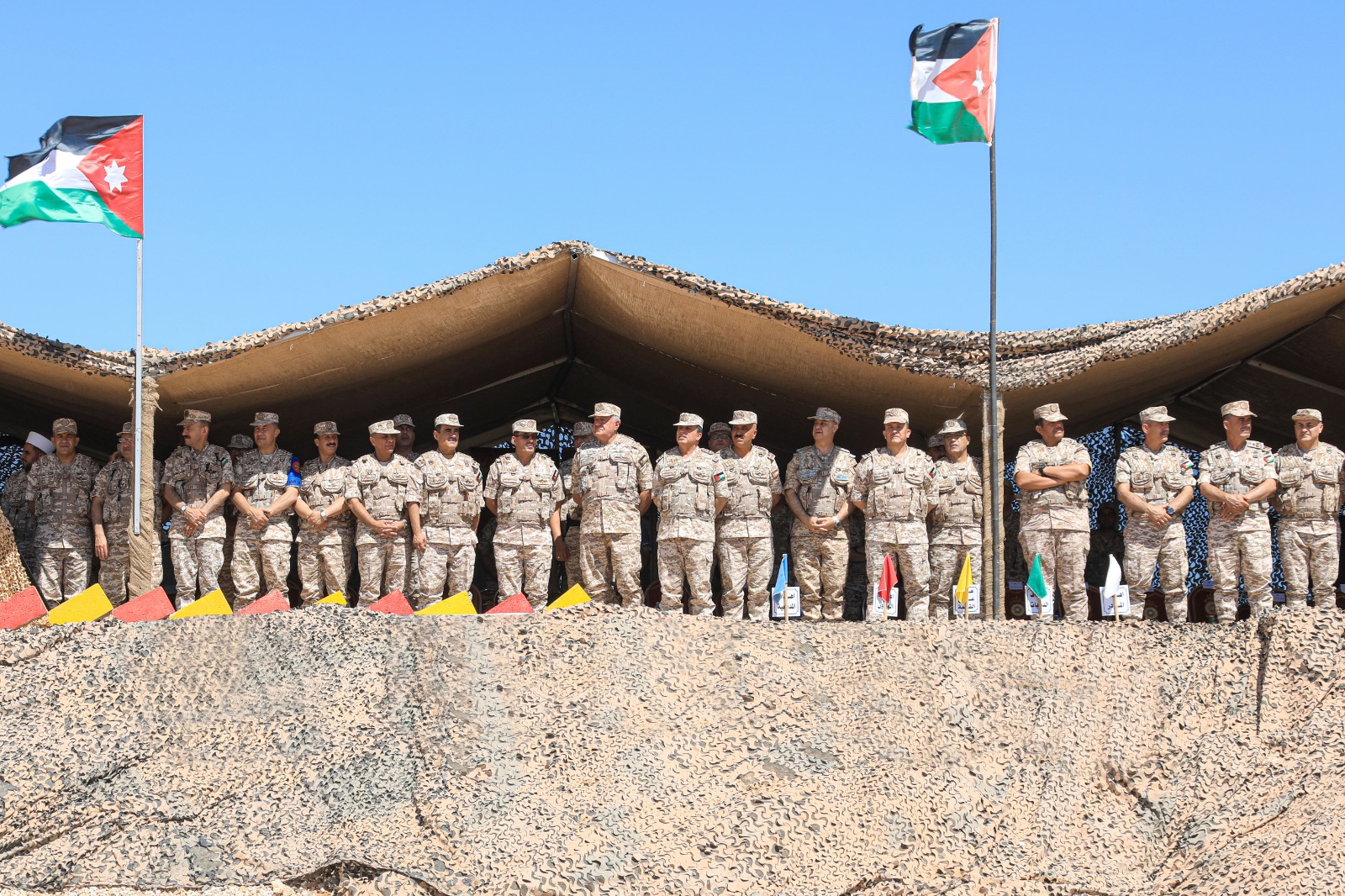 Madar Al-Saa Images 0.45748562836586104