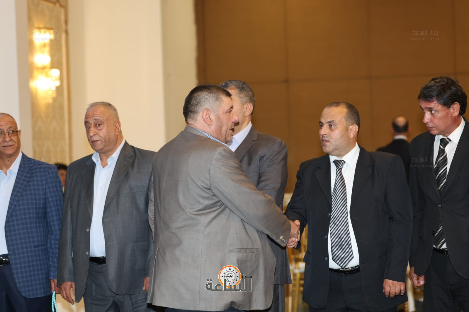 Madar Al-Saa Images 0.6585193846674319