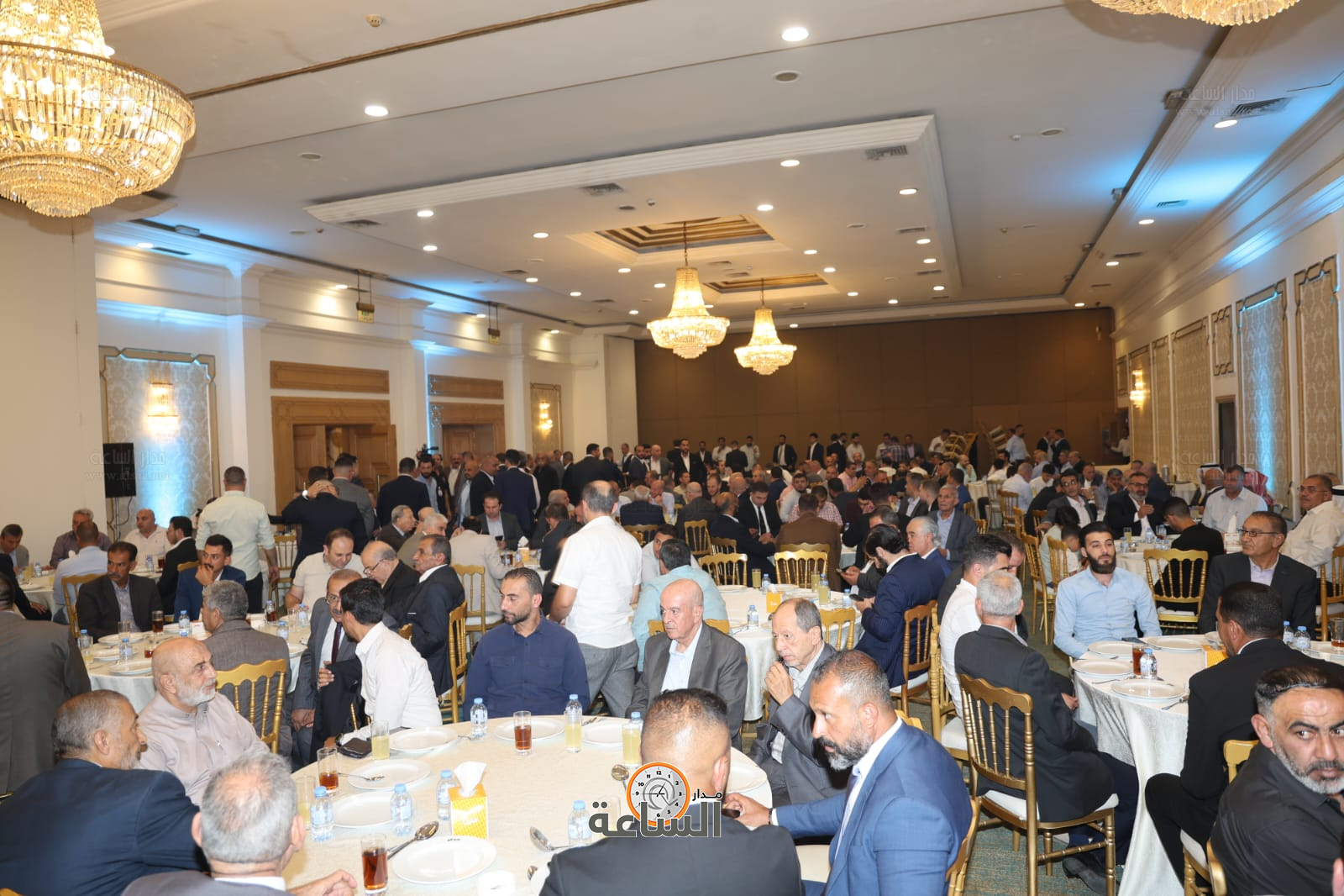 Madar Al-Saa Images 0.7849934417153188