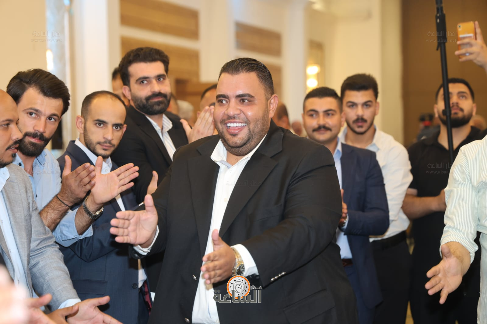 Madar Al-Saa Images 0.8640330308457125