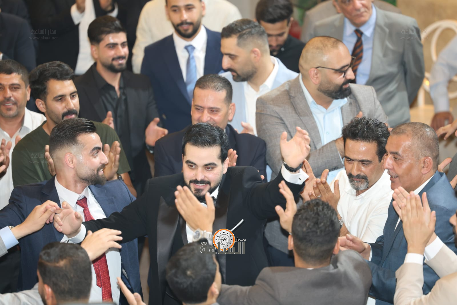 Madar Al-Saa Images 0.9881112501676536