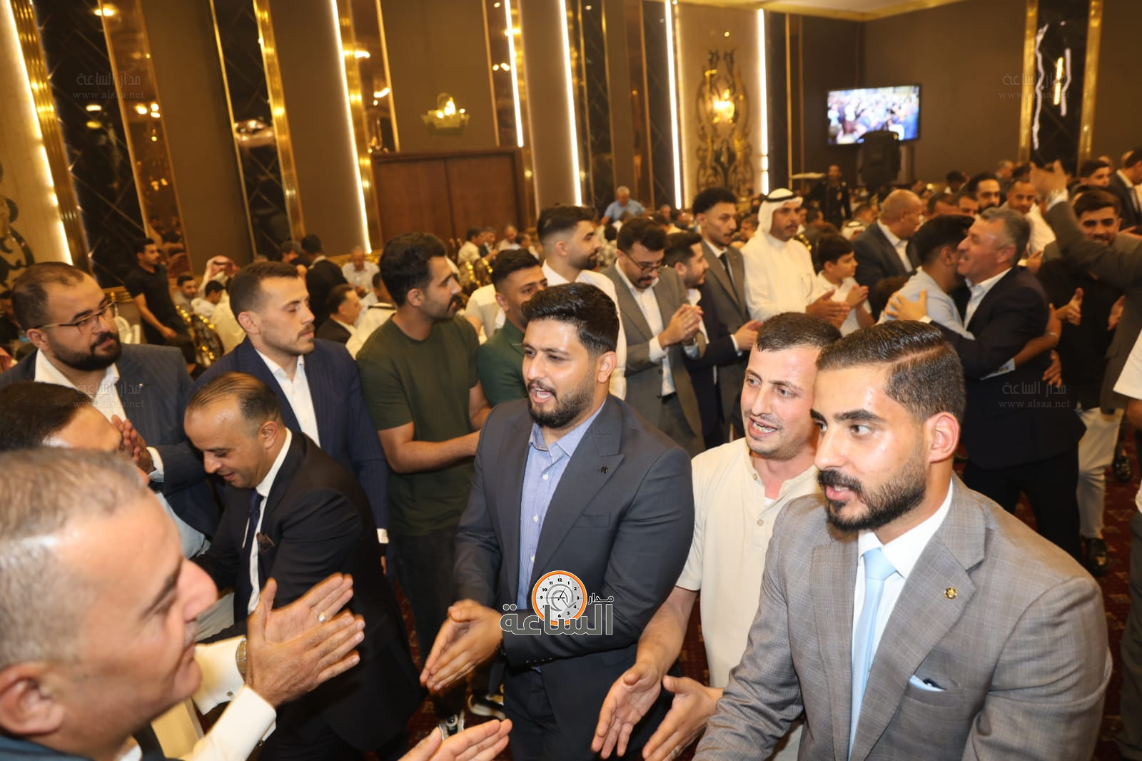 Madar Al-Saa Images 0.4909806283885614