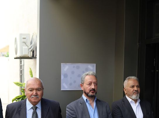 Madar Al-Saa Images 0.6461754075553965