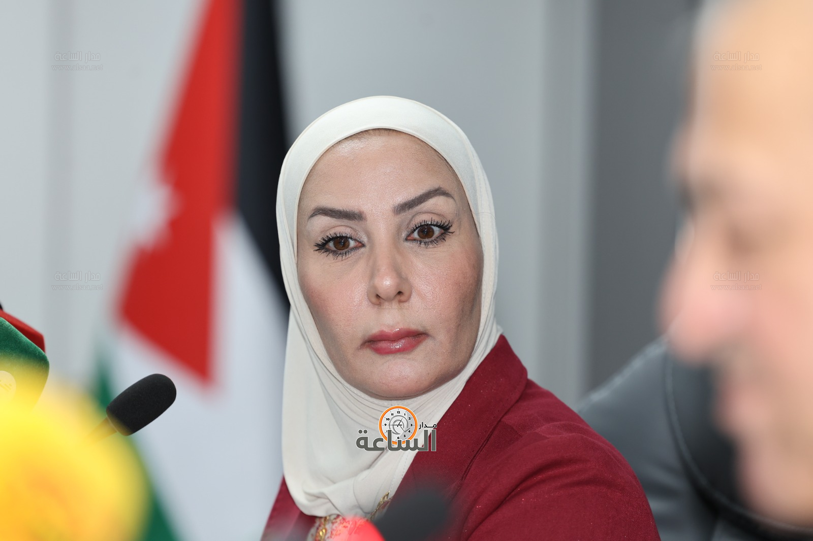 Madar Al-Saa Images 0.23373520901331157