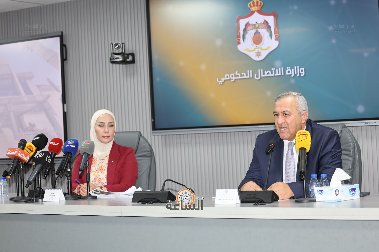 Madar Al-Saa Images 0.5176898522795029