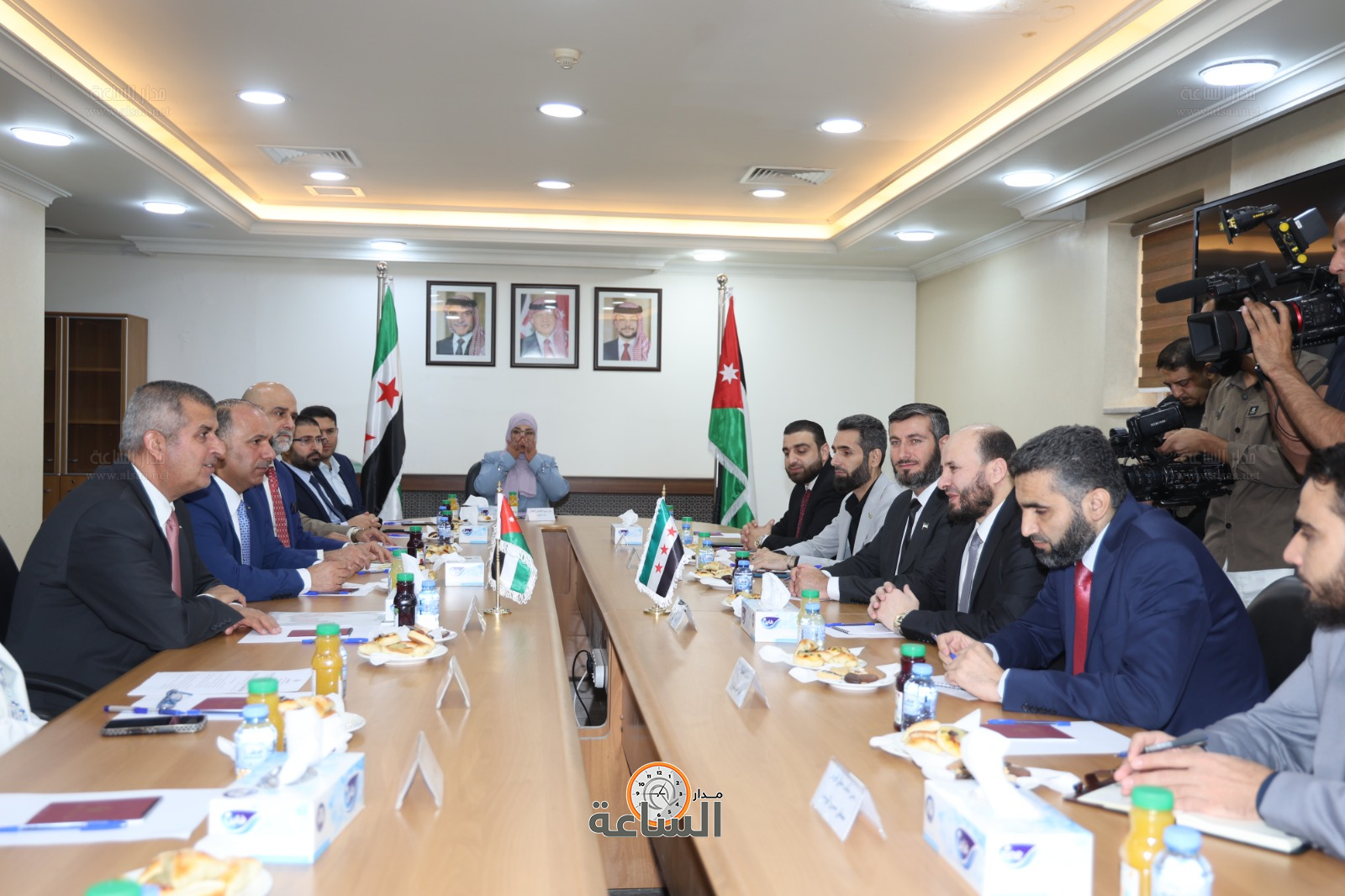 Madar Al-Saa Images 0.5013998953146075